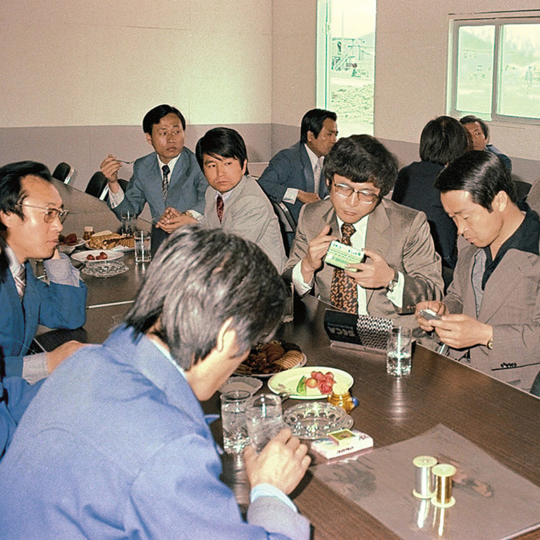 History 1977 Development of Koreas first Polyester Film thumb