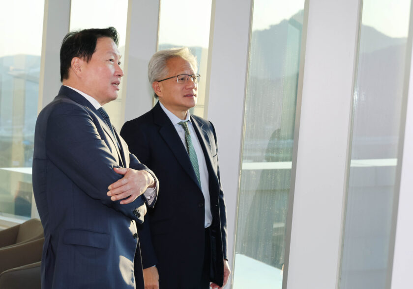 003 251031 최태원 회장 젠슨 황 CEO 면담