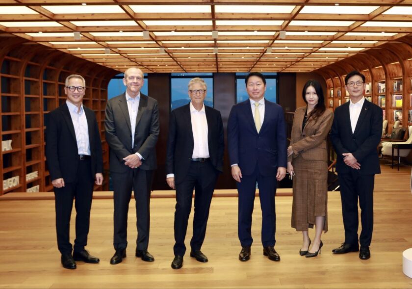 SK Chairman Chey Tae won and Terra Power Chairman Bill Gates meet in Seoul