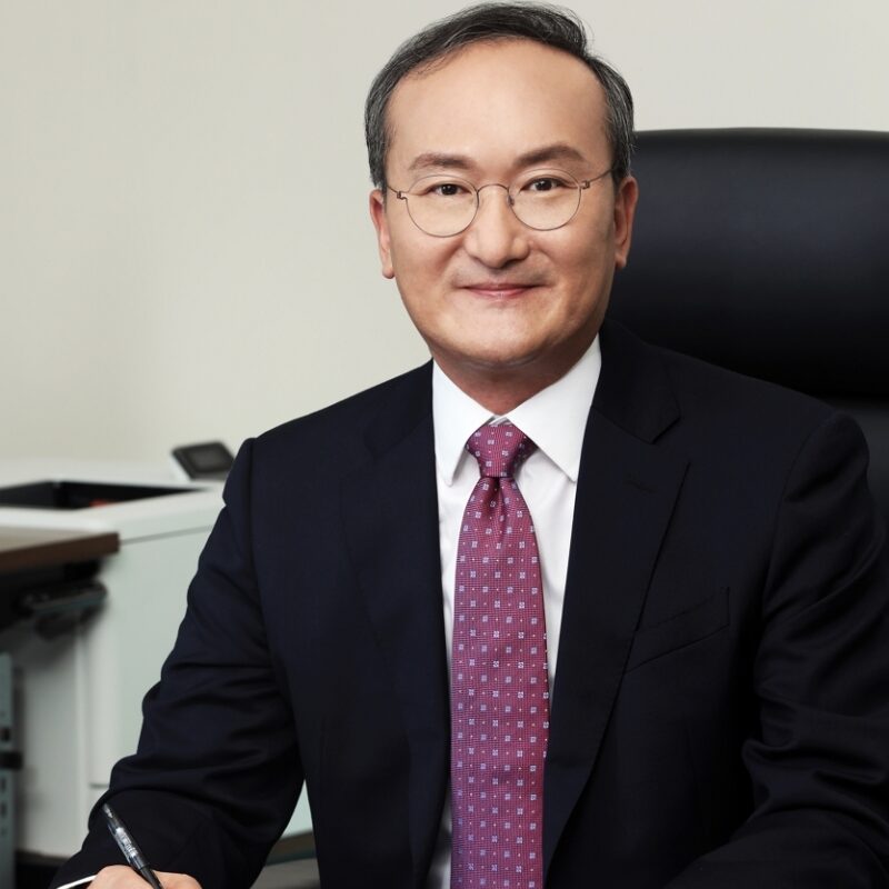 Seok Hee Lee co CEO and President of SK hynix